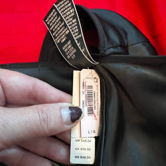 Victoria secret set NWT - Picture 7 of 7